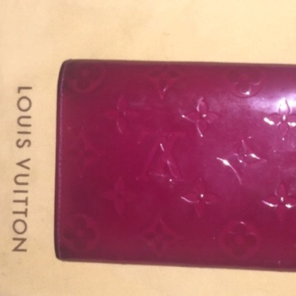 Louis Vuitton wallet 100% authenticate - Picture 3 of 6